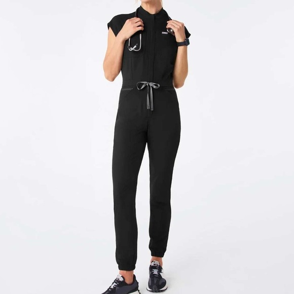 Figs Pants - NWOT FIGS Rafaela Cargo Scrub Womens Black Jogger Jumpsuit Medical Nurse Size M